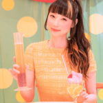 人気外国人YouTuber “RinRin Doll”とKAWAII MONSTER CAFEが期間限定でドリンクのコラボ企画を実施！
