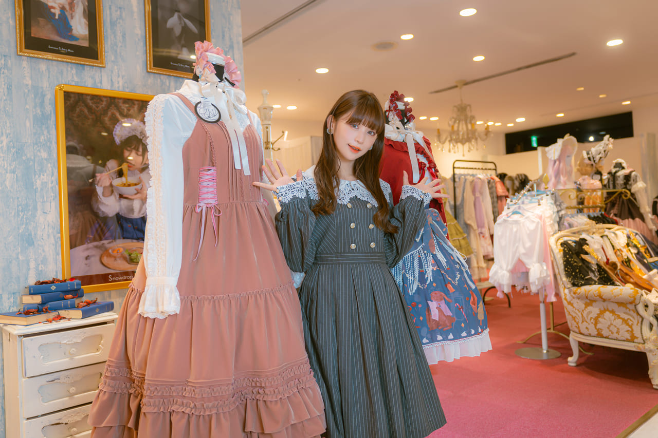 希少♡ブランシュロリータ　ピアノ　2015年　（郵便速達）お値下げ 翠ちゃんがスノマリ突撃訪問レポート♡1万円台以下で買えちゃう