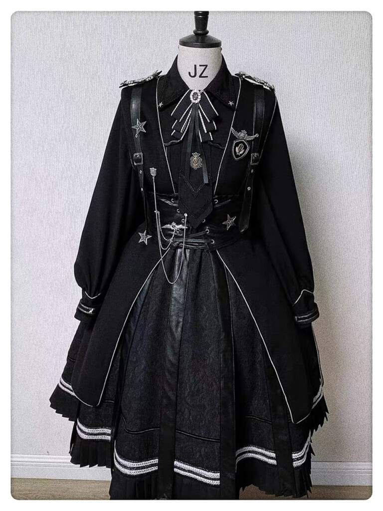 中国 Susin の軍服ロリータがカッコ可愛い 動きやすさも兼ね備えたカッコいいのトレンドを要チェック Harajuku Pop Web