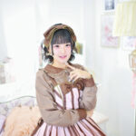 まるでチョコレートのお姫様♡Chalmiereの「Bon Bon Chocolate」ボンボンショコラ柄ジャンパースカートを恋空夢苺ちゃんが着用!